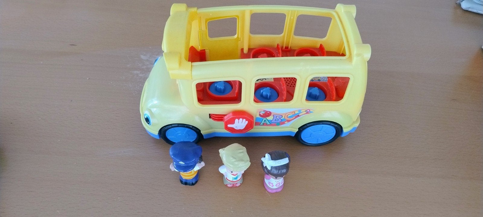 Little people auto, in nieuw staat, Kinderen en Baby's, Ophalen, Zo goed als nieuw