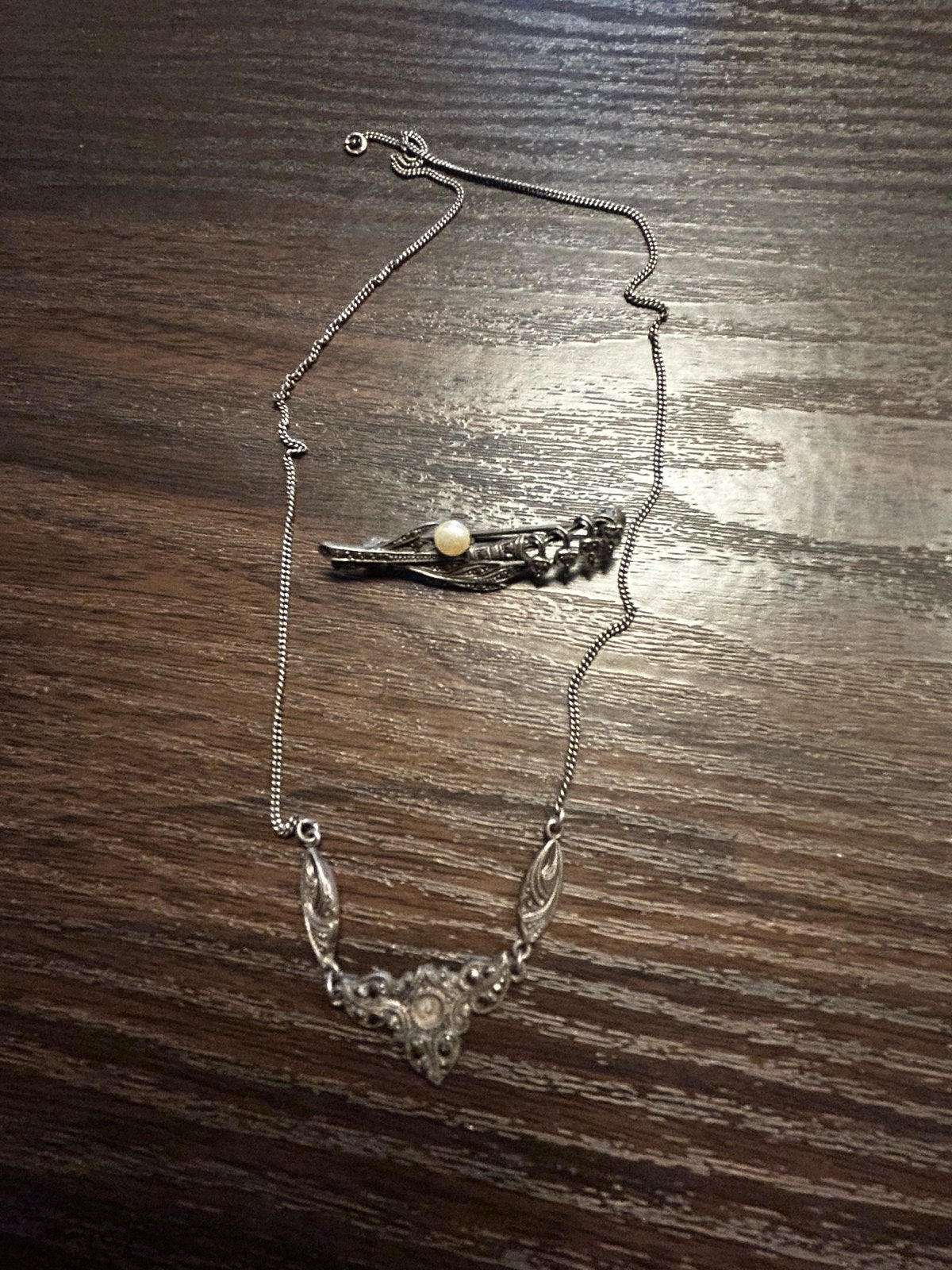 Zilveren Art deco Markasiet ketting en Bloembroche, Ophalen of Verzenden, Gebruikt, Zilver, Met kristal