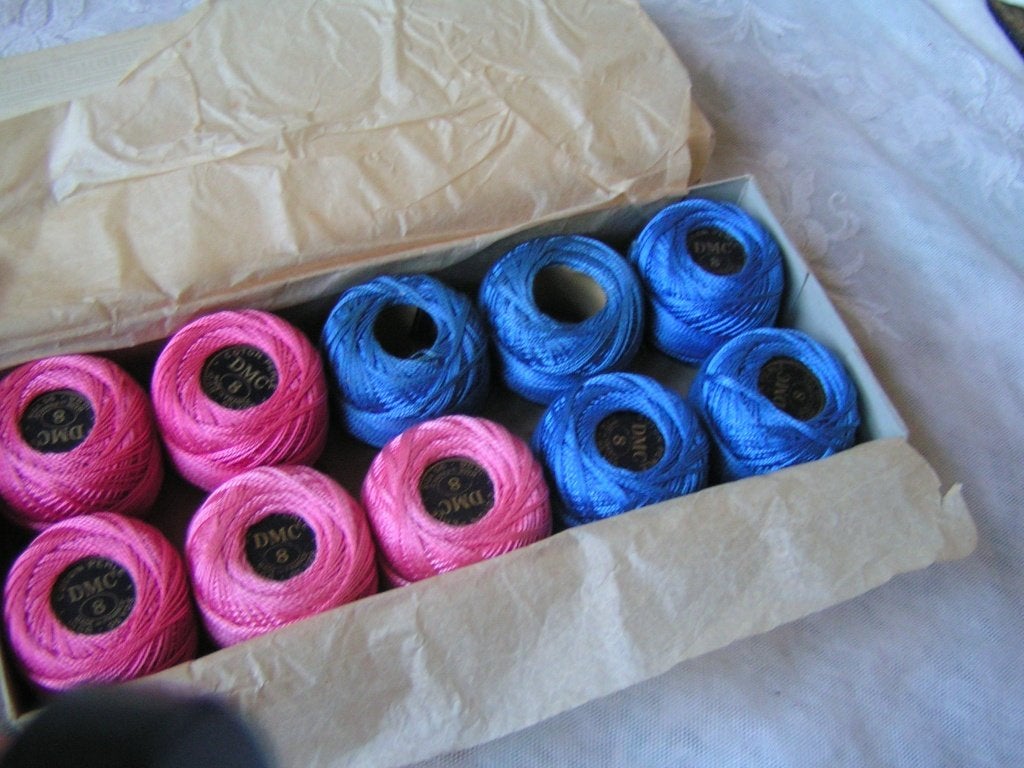 doosje nr 8 perlé borduurgaren van DMC nr BB 681, Verzenden, Nieuw, Handborduren, Borduurgaren of Zijde
