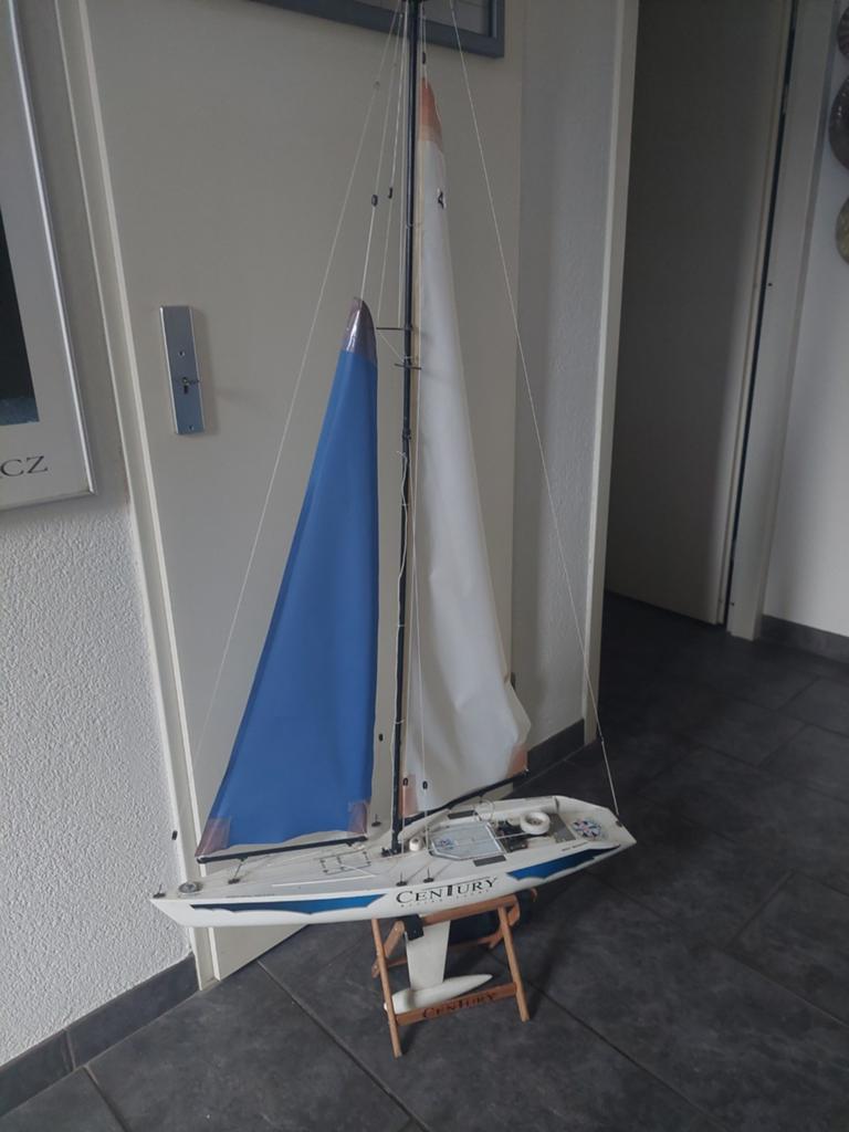 CENTURY 750 BS03 REMOTE CONTROL 4 KANAALS ZEILBOOT  ARTR., Ophalen of Verzenden, Gebruikt