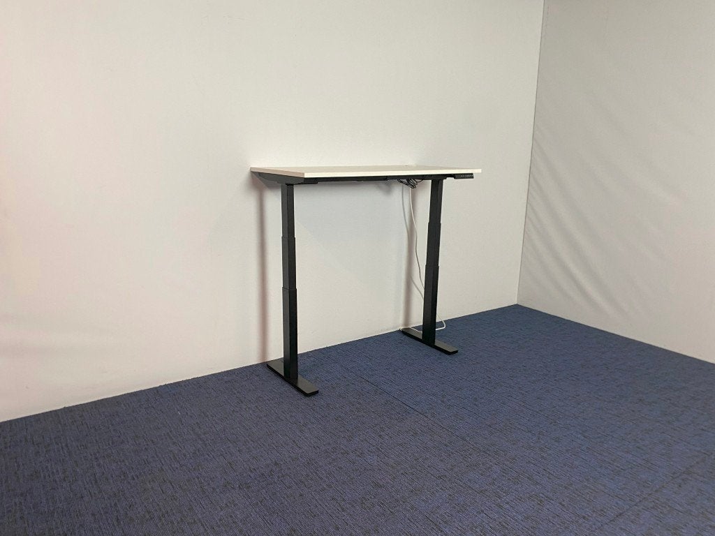12 x Zit/sta bureau Voortman (elektrisch), 120 x 60 cm., Ophalen, Zit-sta bureau, 120 cm, Voortman