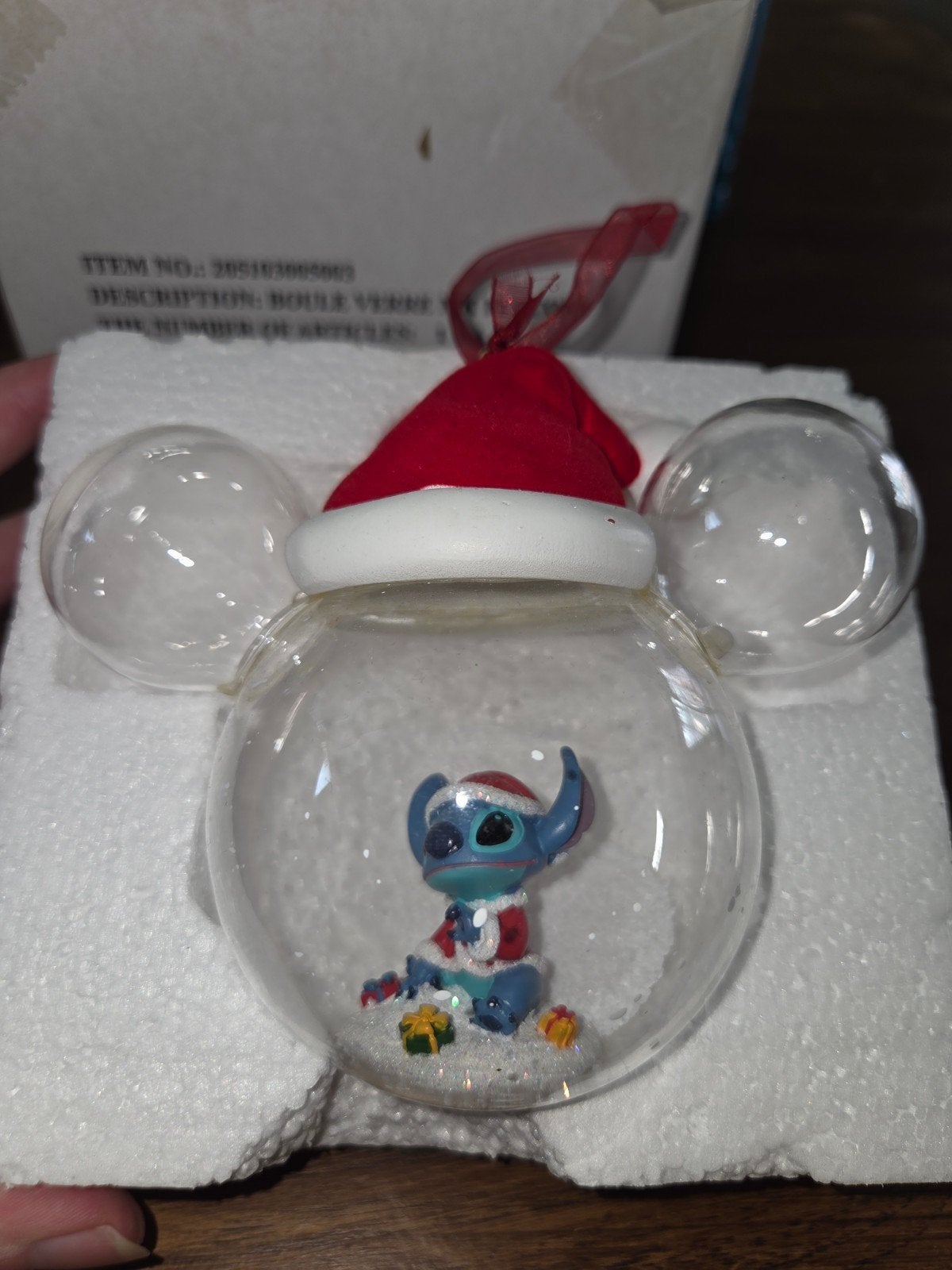 Stitch glazen kerstbal uit Disney land Parijs, Verzamelen, Ophalen of Verzenden, Overige figuren, Zo goed als nieuw, Servies
