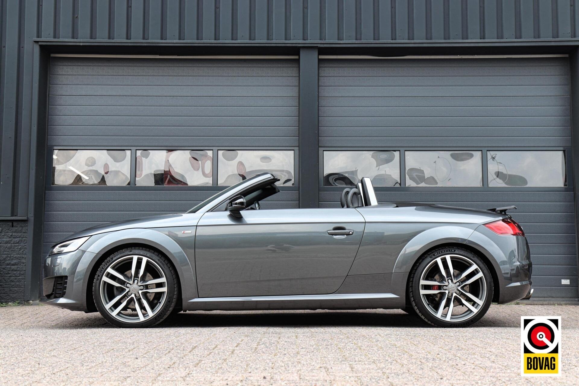 Audi TT Roadster 2.0 TFSI Quattro S-Line |LED|VIRTUAL|KEYLES, Gebruikt, 4 cilinders, Bedrijf, Vierwielaandrijving