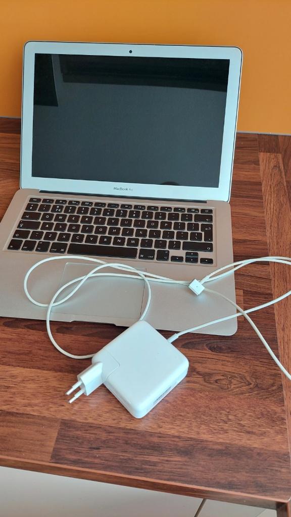 Macbook Air 6,2 13.2inch, Gebruikt, 256 GB, Qwerty, 8 GB