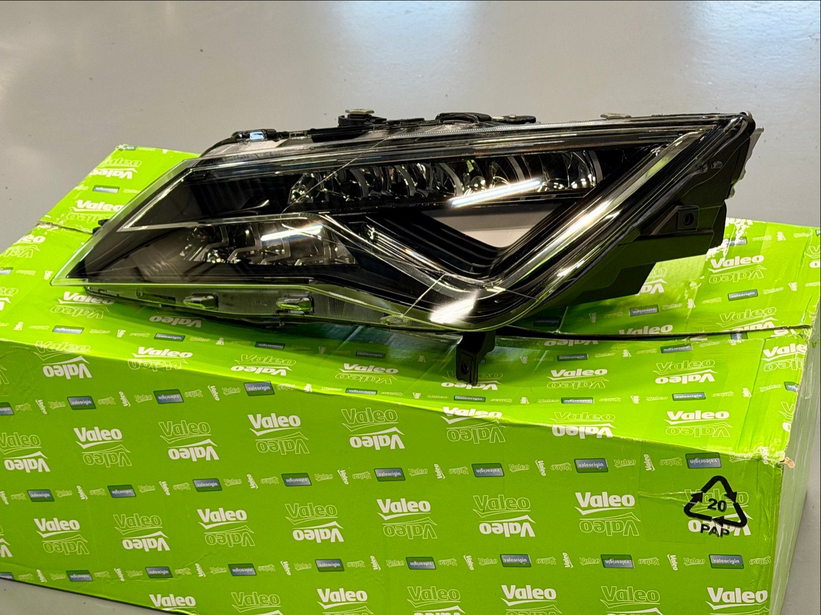 Valeo Koplamp Links LED - Seat Leon 5F 5F1941007C (Nieuw), Ophalen of Verzenden, Nieuw, Seat