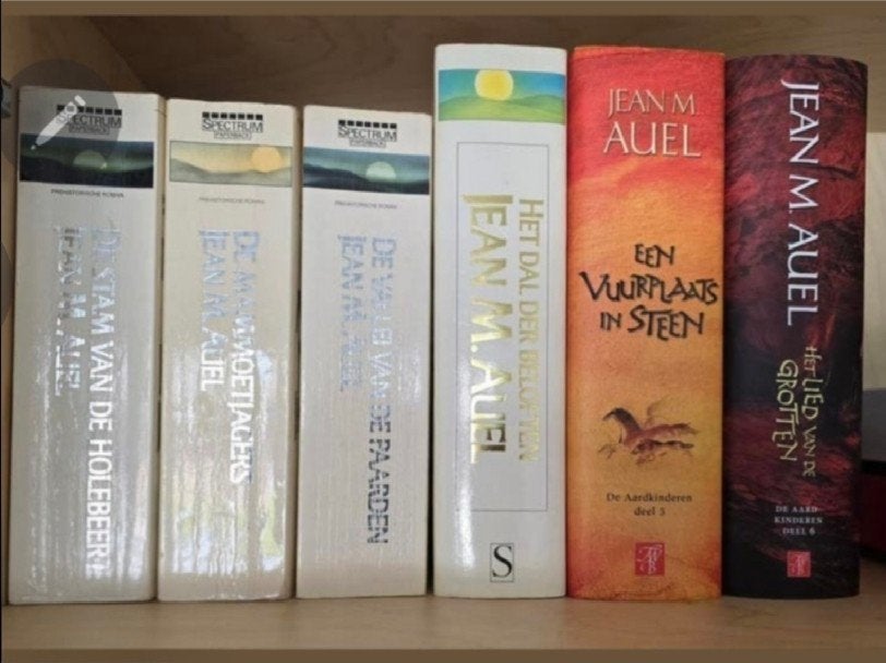 De Aardkinderen serie - Jean M. Auel (6 boeken), Boeken, Ophalen of Verzenden, Gelezen, Jean M. Auel, Nederland