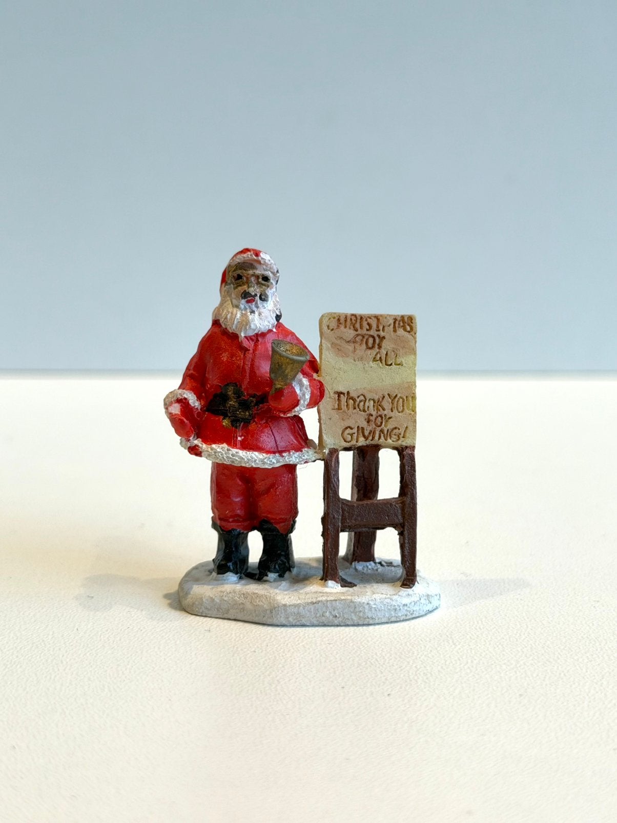Christmas Village - Santa Claus, Verzenden