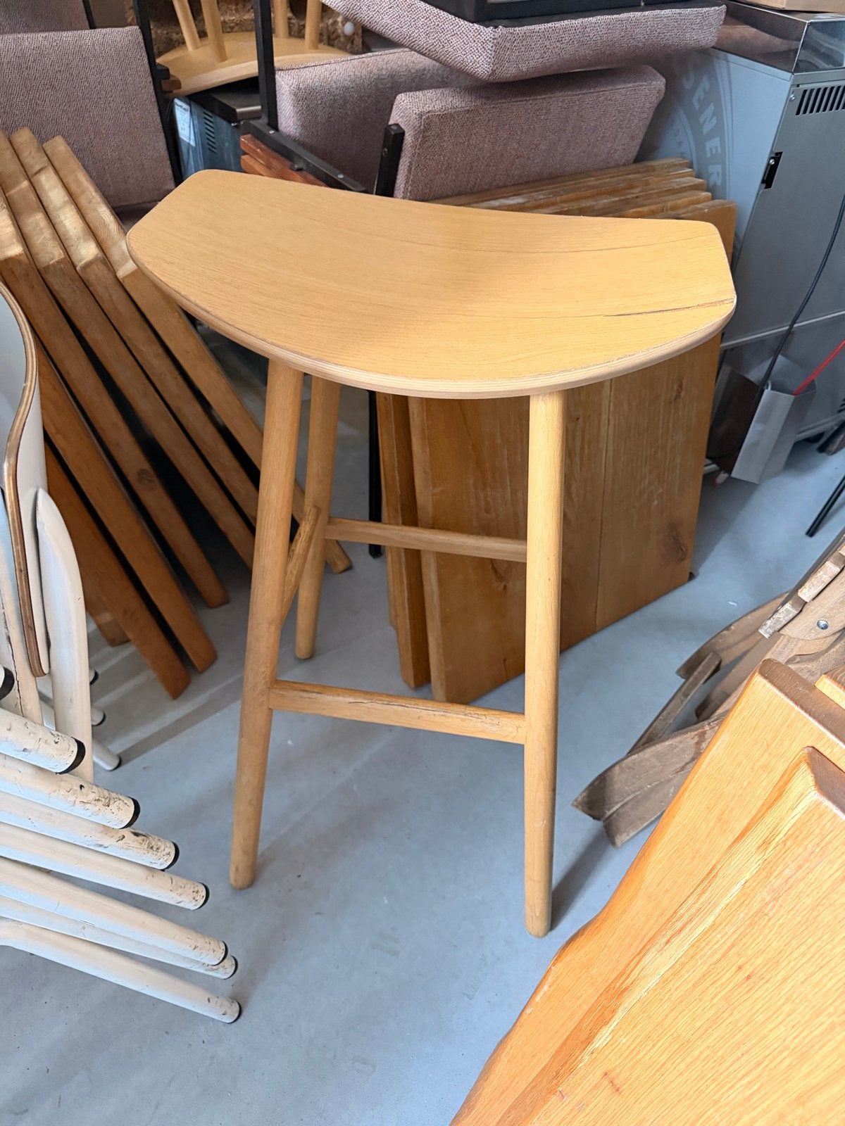 Set van 4 houten barkrukken, Ophalen, Gebruikt, 60 tot 90 cm, 4 krukken