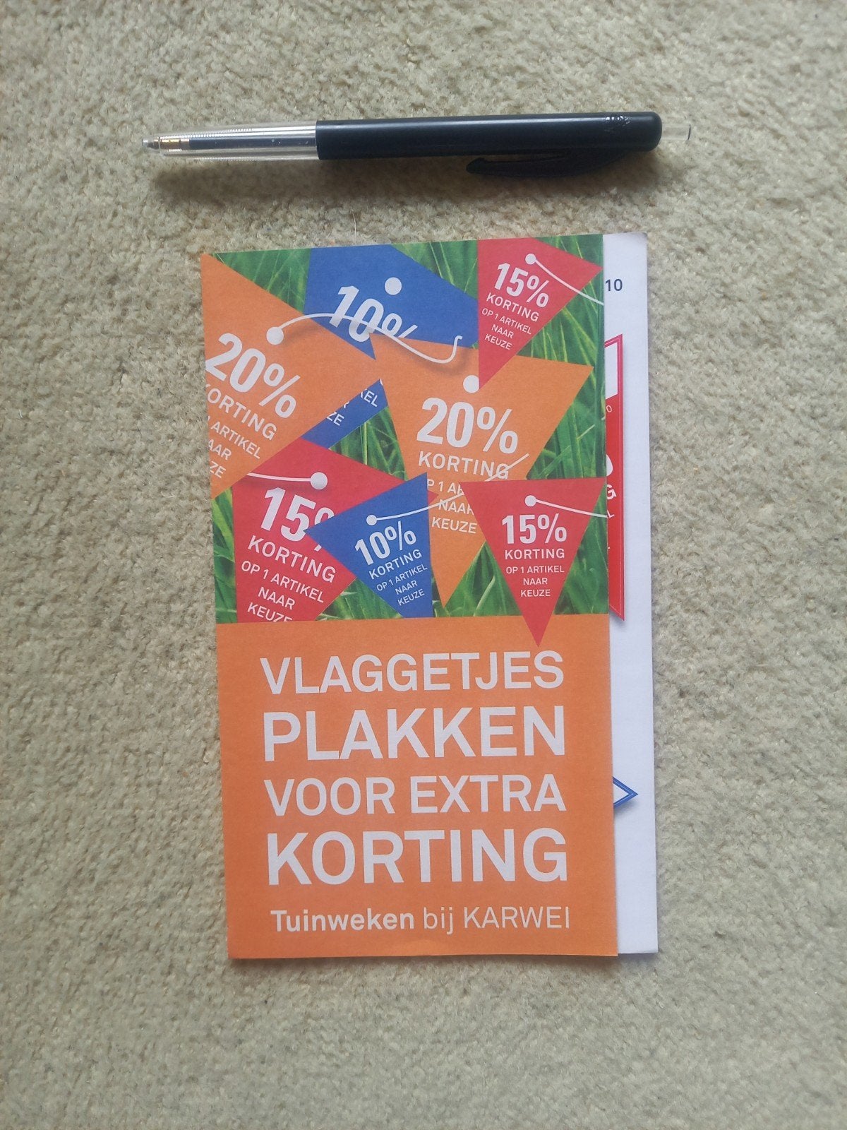 VLAGGETJES PLAKKEN VOOR EXTRA KORTING - Karwei 2010, Verzenden, Nieuw
