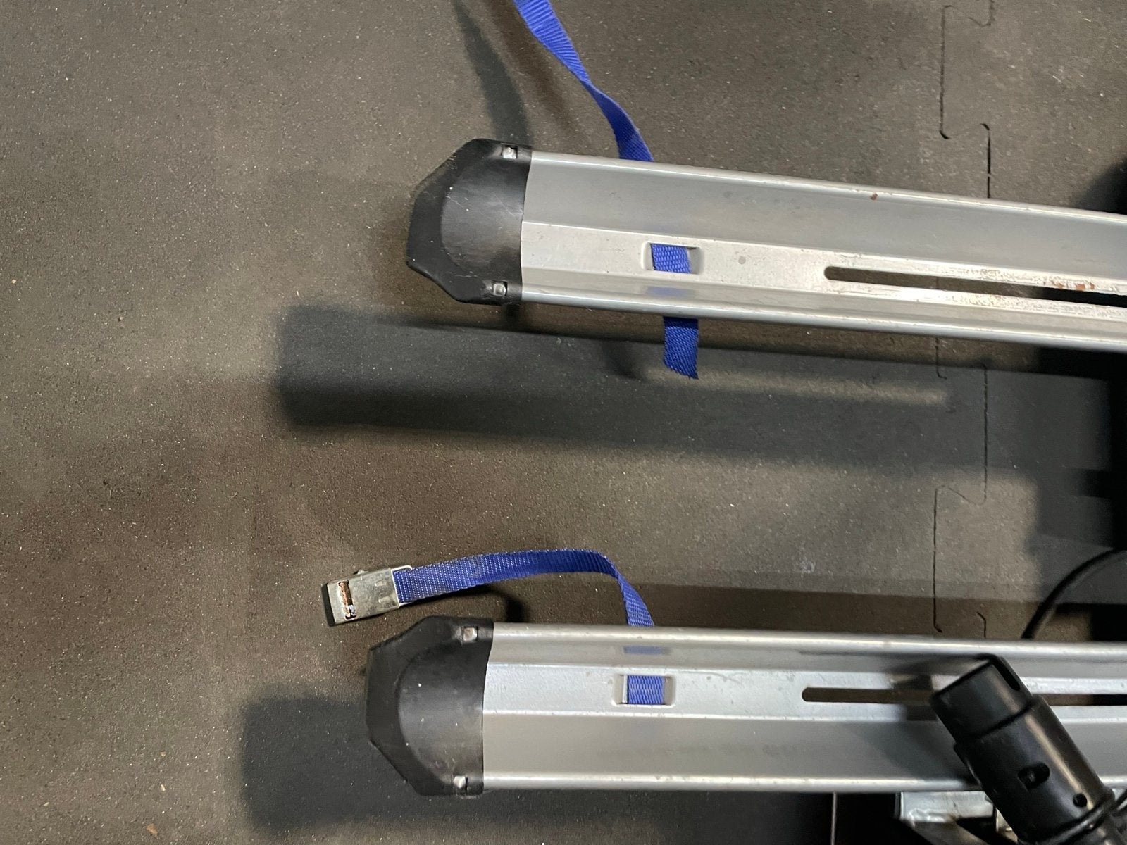 Carpoint Carlo Compact Fietsendrager - Kantelbaar, 40kg, Auto diversen, Fietsendragers, Ophalen, Gebruikt, 2 fietsen, Trekhaakdrager