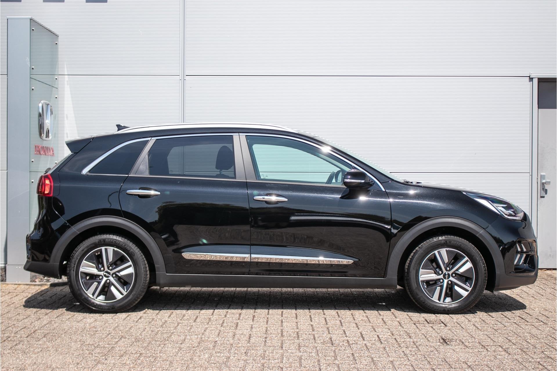 Kia Niro 1.6 GDi PHEV ExecutiveLine - Leer | Mem.stoel | Sto, Auto's, 8 kWh, Gebruikt, Euro 6, Zwart