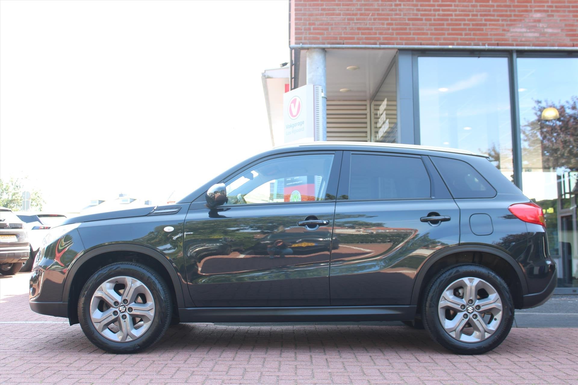 SUZUKI Vitara 1.6 VVT *Exclusive* | Trekhaak | Camera | Stoe, Auto's, Stof, 4 cilinders, 400 kg, Zwart