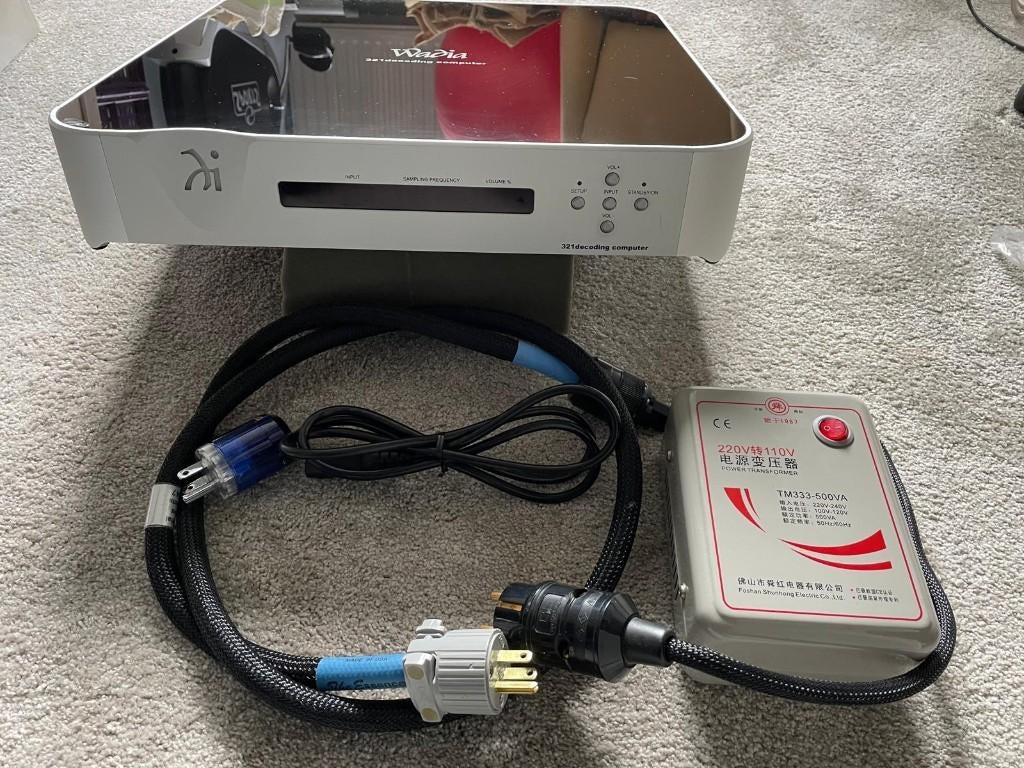 Wadia 321 Voorversterker - DAC, Overige merken, Gebruikt, Ophalen of Verzenden, 120 watt of meer