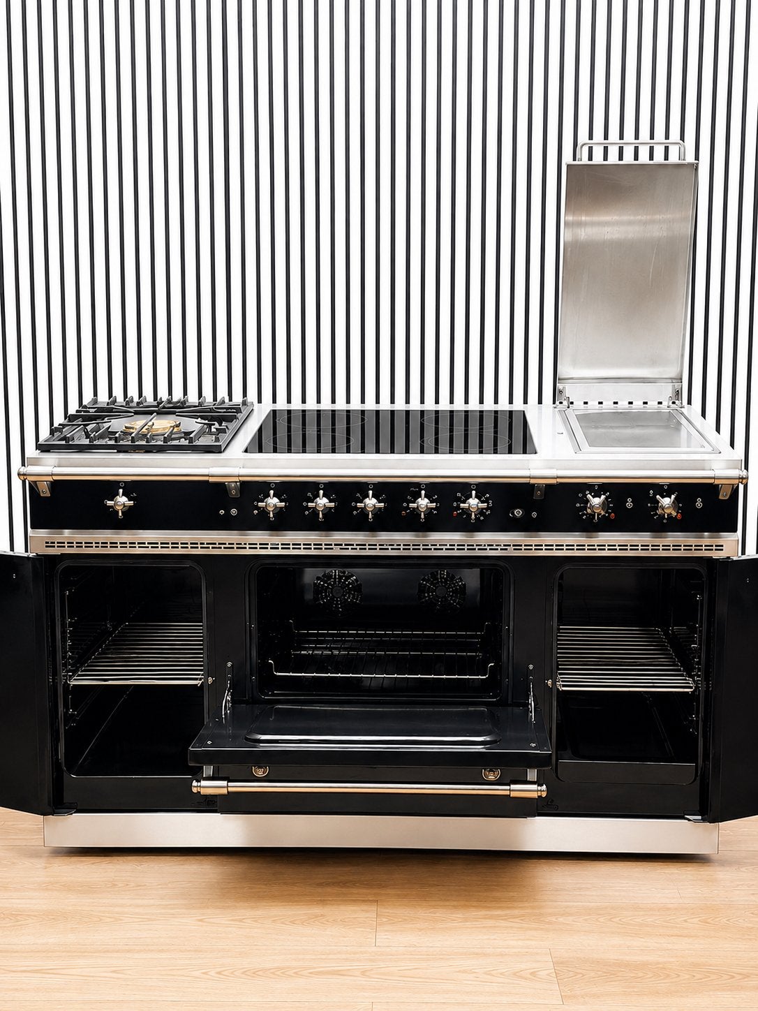 Luxe Lacanche Fornuis Keramisch + Wokpit & Plancha 150 cm, Witgoed en Apparatuur, Fornuizen, Ophalen of Verzenden, Zo goed als nieuw