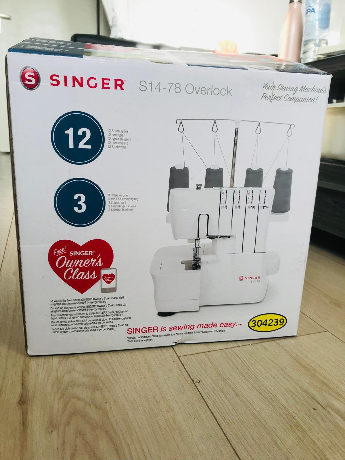 Singer overkook machine nieuw nooit gebruikt, Ophalen, Zo goed als nieuw, Lockmachine, Singer