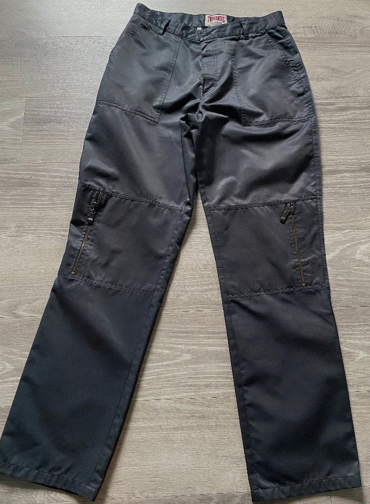 Stoere zwarte broek Maat 48. Trenders, Kleding | Heren, Broeken en Pantalons, Maat 48/50 (M), Ophalen of Verzenden, Zo goed als nieuw