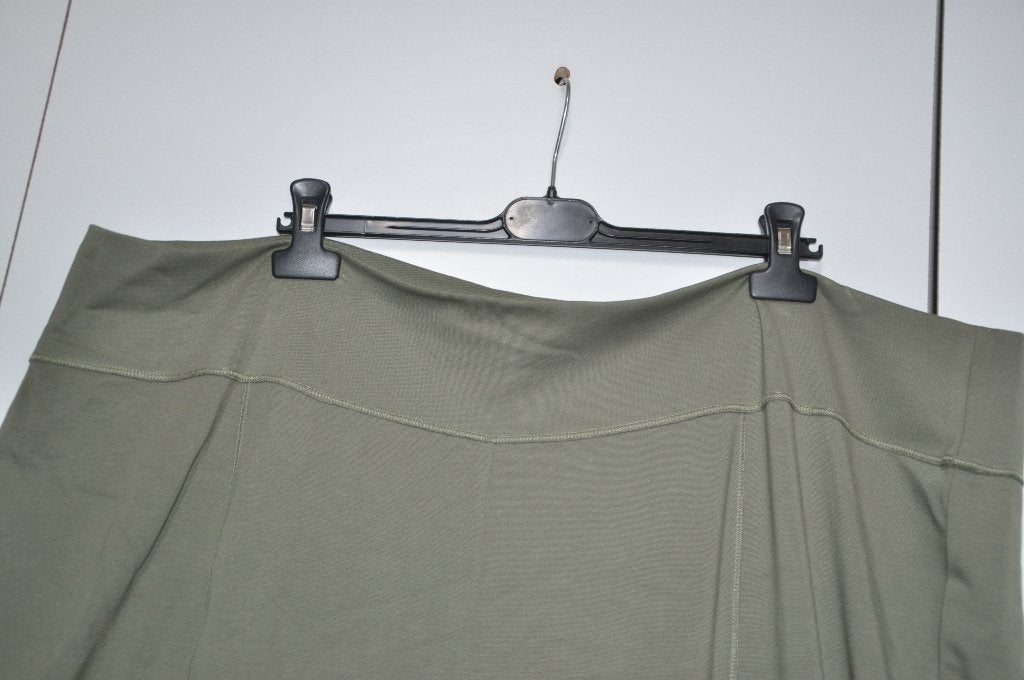 MZ2 Broek Nieuw Groen maat 4XL, Kleding | Dames, Grote Maten, Ophalen of Verzenden, Nieuw, Groen, Broek of Spijkerbroek
