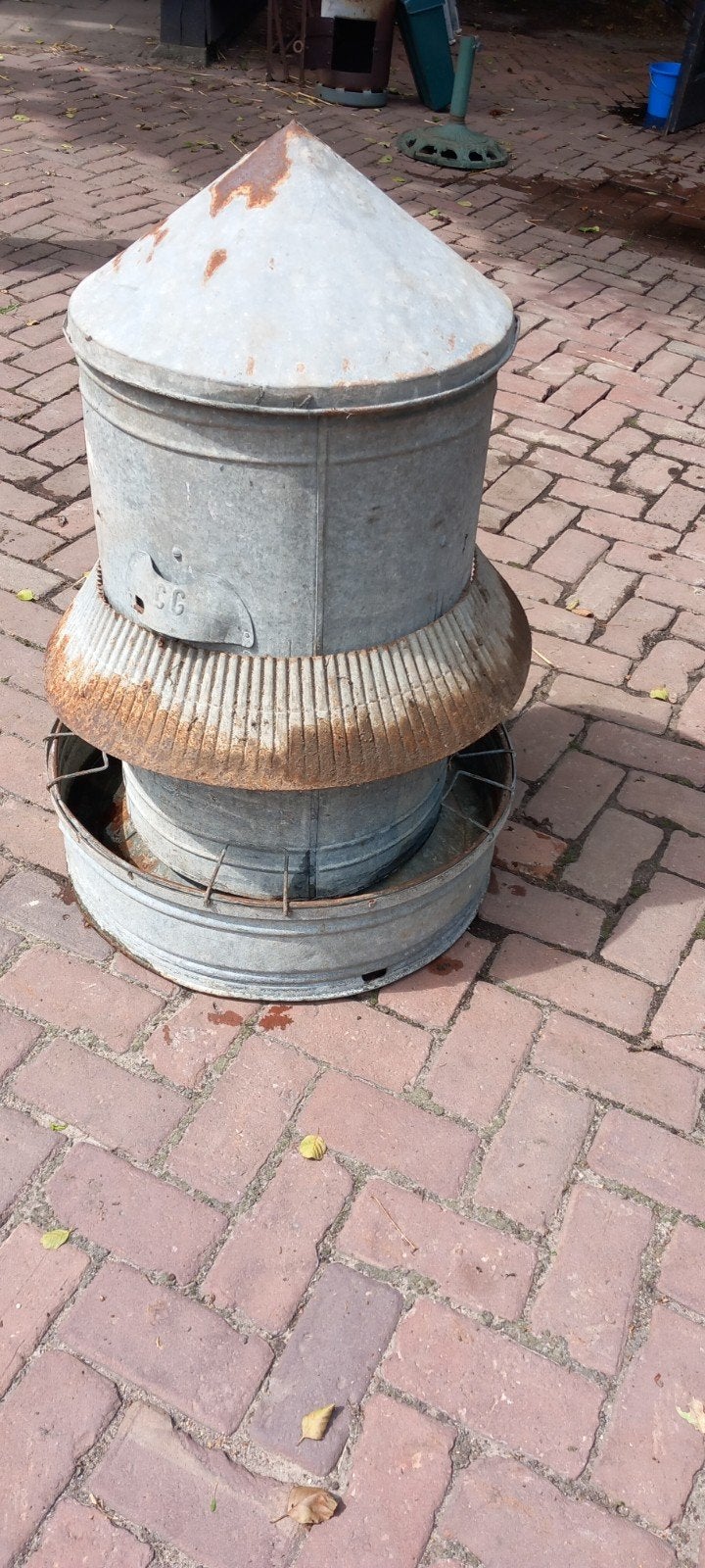 zinken kippenvoerton, Dieren en Toebehoren, Pluimvee | Toebehoren, Ophalen of Verzenden, Broedmachine