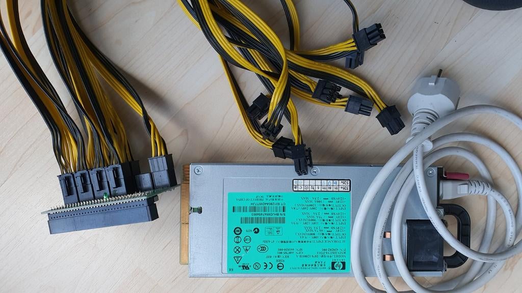 HP DPS-1200FB A Server Voeding met Breakout Board, Computers en Software, Interne voedingen, Ophalen of Verzenden, Gebruikt