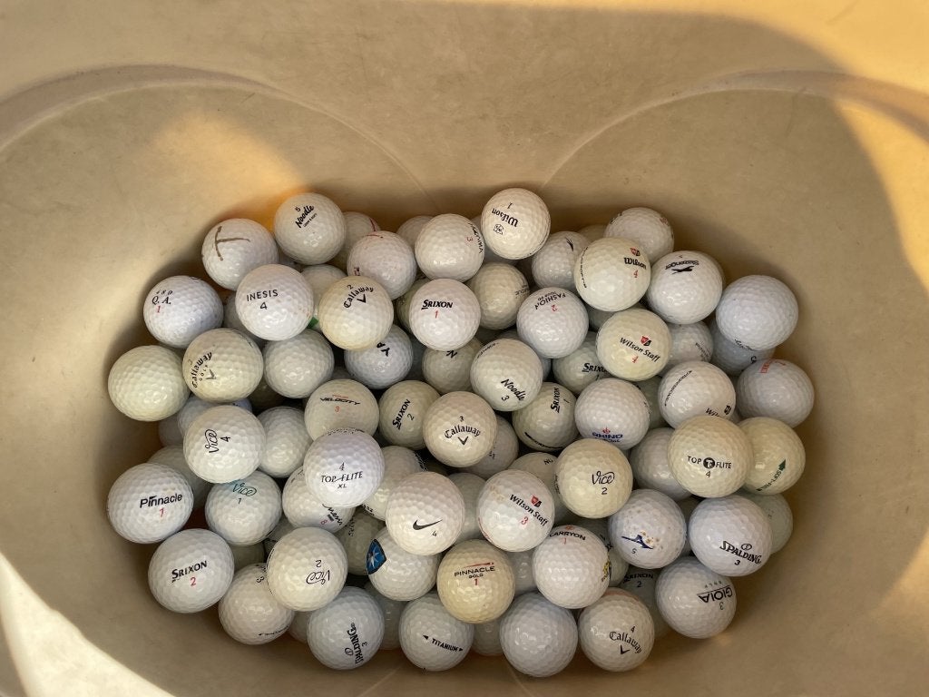 200 Golfballen, diverse (bekende) merken. AAA kwaliteit., Ophalen, Zo goed als nieuw, Bal(len), Overige merken