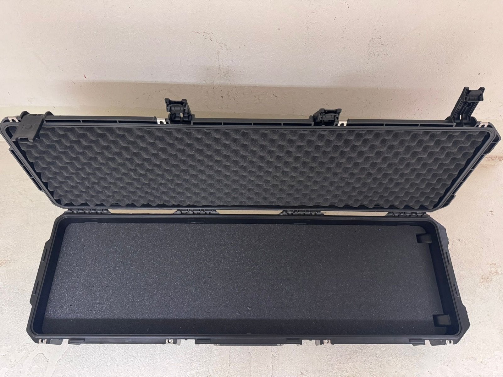 SKB Cases harde beschermkoffer / transportkoffer met foam, Muziek en Instrumenten, Behuizingen en Koffers, Ophalen, Gebruikt, Akoestische gitaar