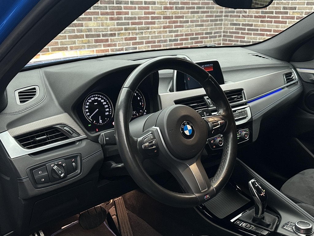BMW X2 sDrive20i M Pakket Sfeer LED Elektrische achterklep, Auto's, BMW, 1998 cc, X2, Euro 6, Automatische klimaatregeling