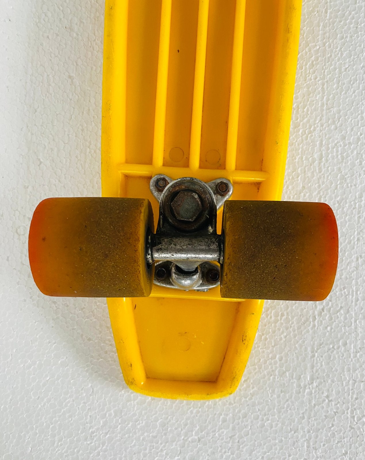 Jaren 70 geel penny board / skateboard, Gebruikt, Onbekend, Ophalen of Verzenden, Onbekend