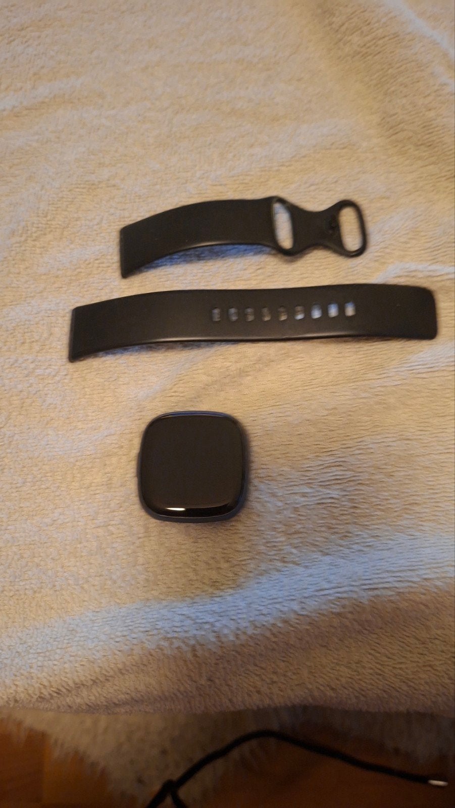 Fitbit Versa 4 Fitness Smartwatch Zwart, Ophalen, Zwart, Zo goed als nieuw, Fitbit