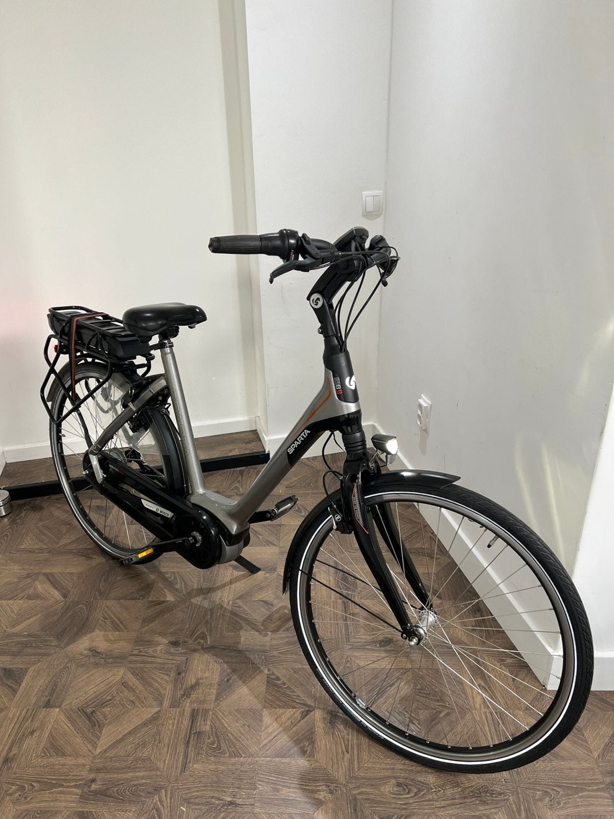 Sparta m8b Bosch active line 500wh, Ophalen, Sparta, Zo goed als nieuw, 59 cm of meer