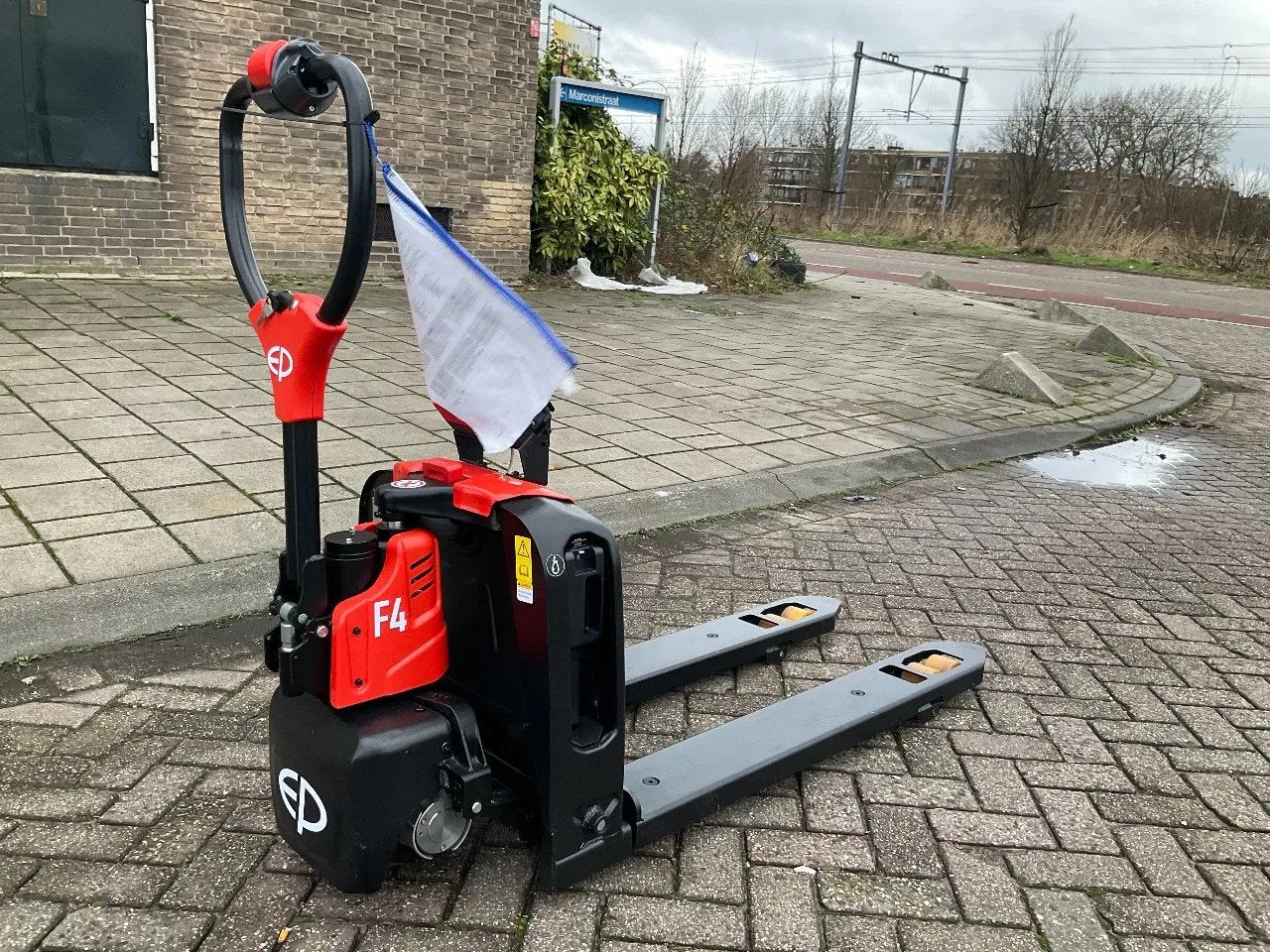 Ravas EP F4 ERGO-TRUCK 2 1500KG WEEGSYSTEEM PALLETWAGEN / HE, Overige aandrijving, Marconistraat 2
3133KL  Vlaardingen, NL, Yilmaz Heftrucks