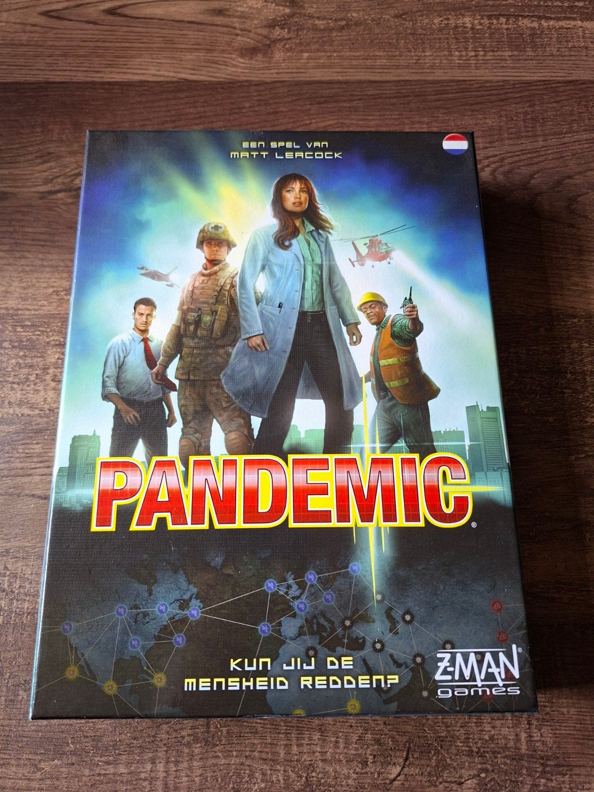 Pandemic Bordspel - Red de Mensheid van Ziekte, Een of twee spelers, Ophalen of Verzenden, Zo goed als nieuw, Z-Man Games
