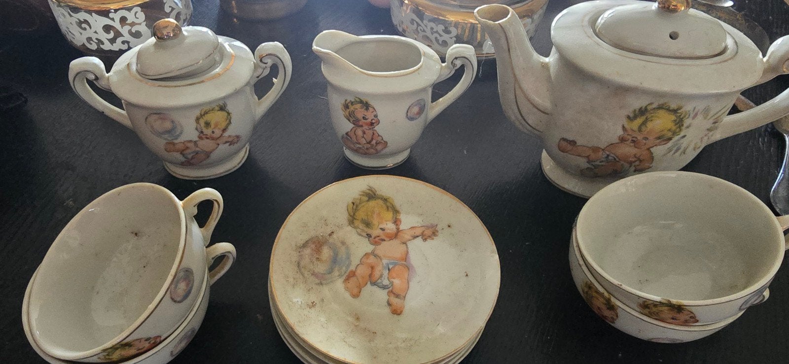 Vintage porseleinen theeservies met baby-afbeeldingen, Antiek en Kunst, Ophalen of Verzenden