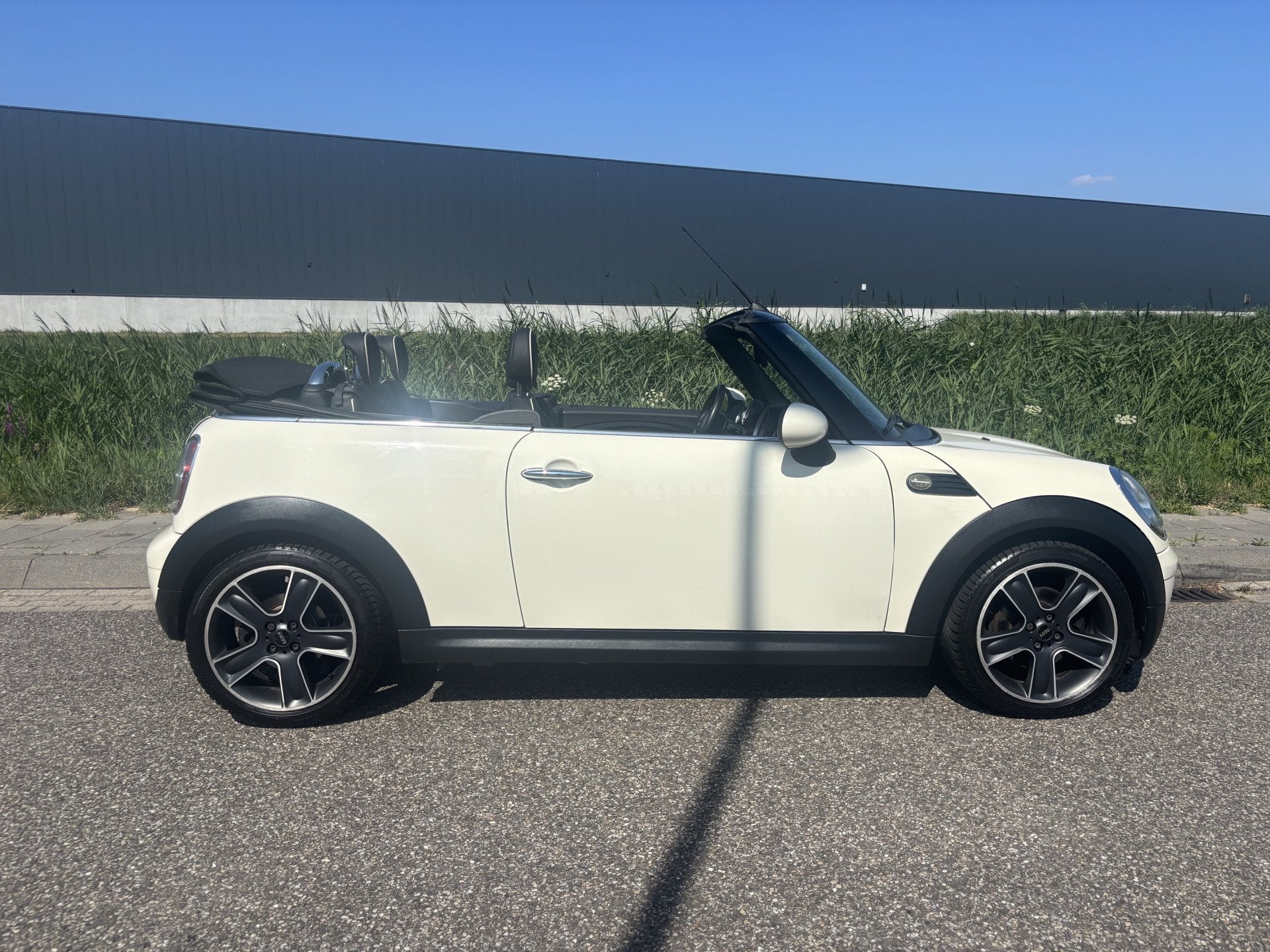 MINI Cabrio 1.6 Cooper Cabrio. (bj 2009), Auto's, Gebruikt, 4 cilinders, Cabriolet, 4 stoelen