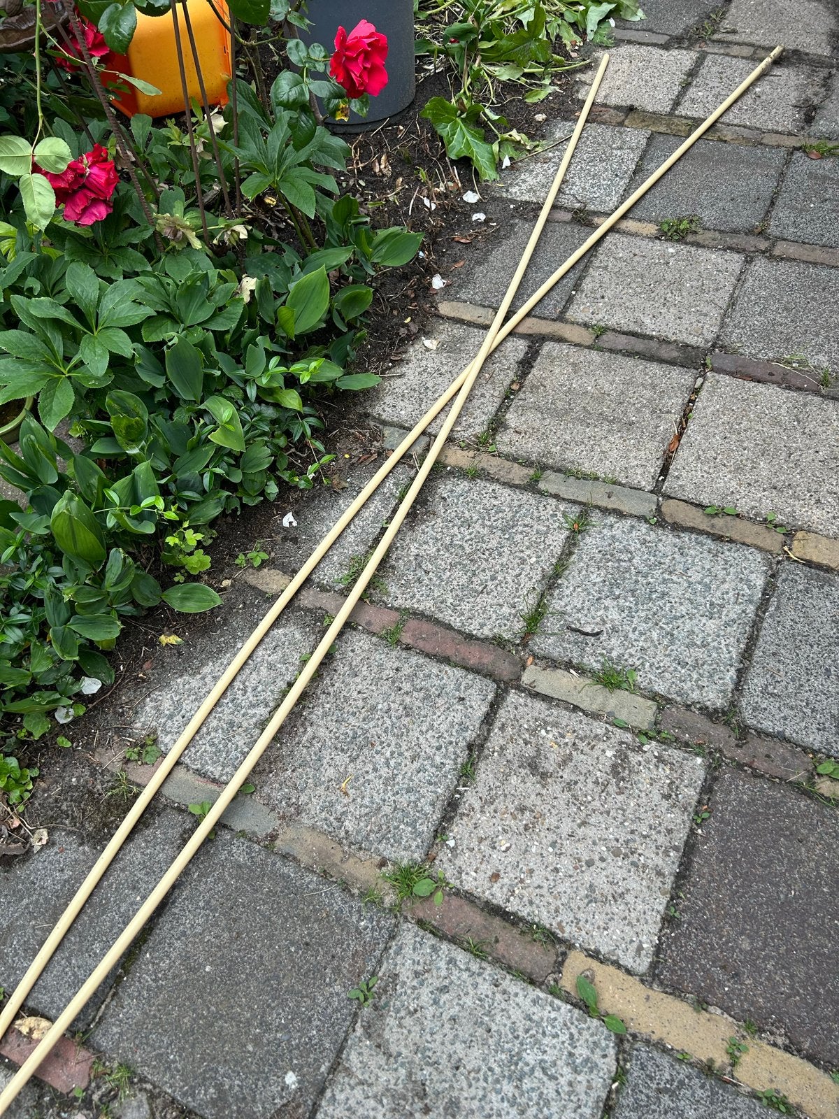 2x Elektra buis 4 meter lang gratis, Doe-het-zelf en Verbouw, Elektra en Kabels, Ophalen of Verzenden, Nieuw, Overige typen