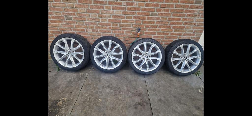 🌞 Seat leon 5f 18 inch performance velgen 5x112 fr st cupra, Ophalen, 18 inch, Gebruikt, Banden en Velgen