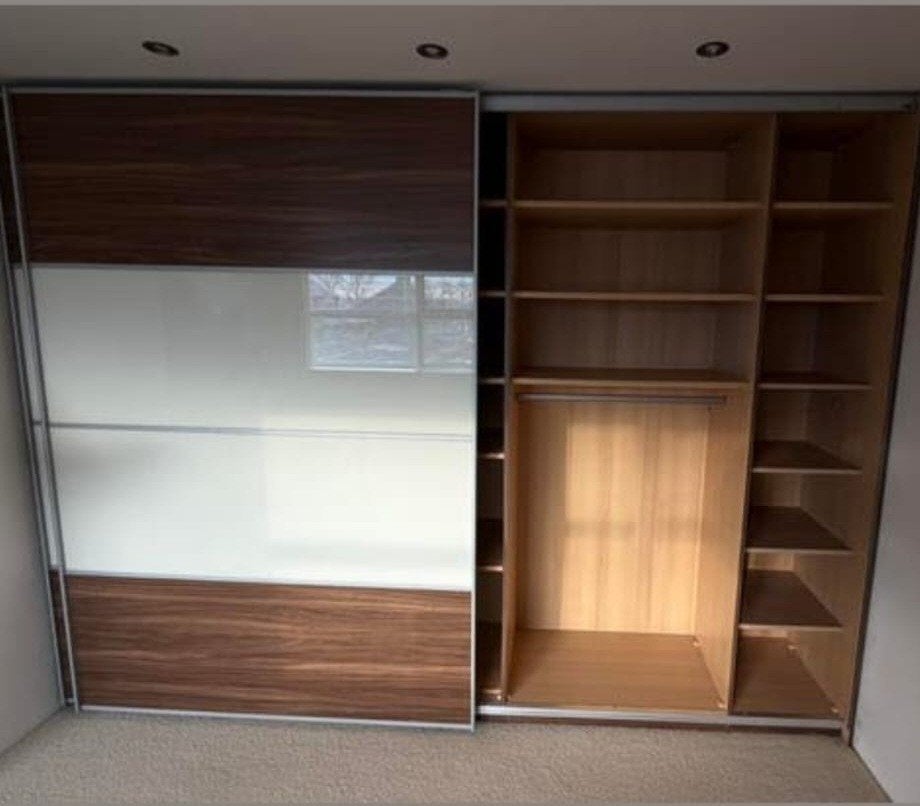 Royale 'Pax' kast met schuifdeuren, Ophalen, Gebruikt, Met plank(en), 200 cm of meer