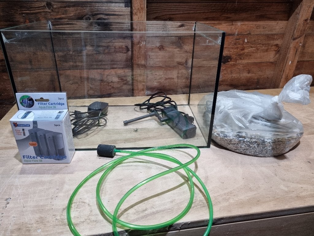 Aquarium zonder deksel met pomp ect., Ophalen, Inclusief toebehoren, Zo goed als nieuw, Leeg aquarium