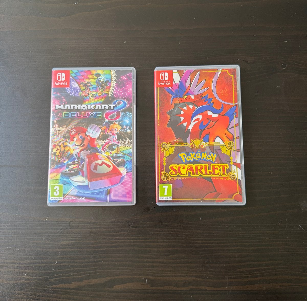 Nintendo Switch Games: Mario Kart 8 Deluxe & Pokémon Scarlet, Spelcomputers en Games, Ophalen, Zo goed als nieuw, Met games