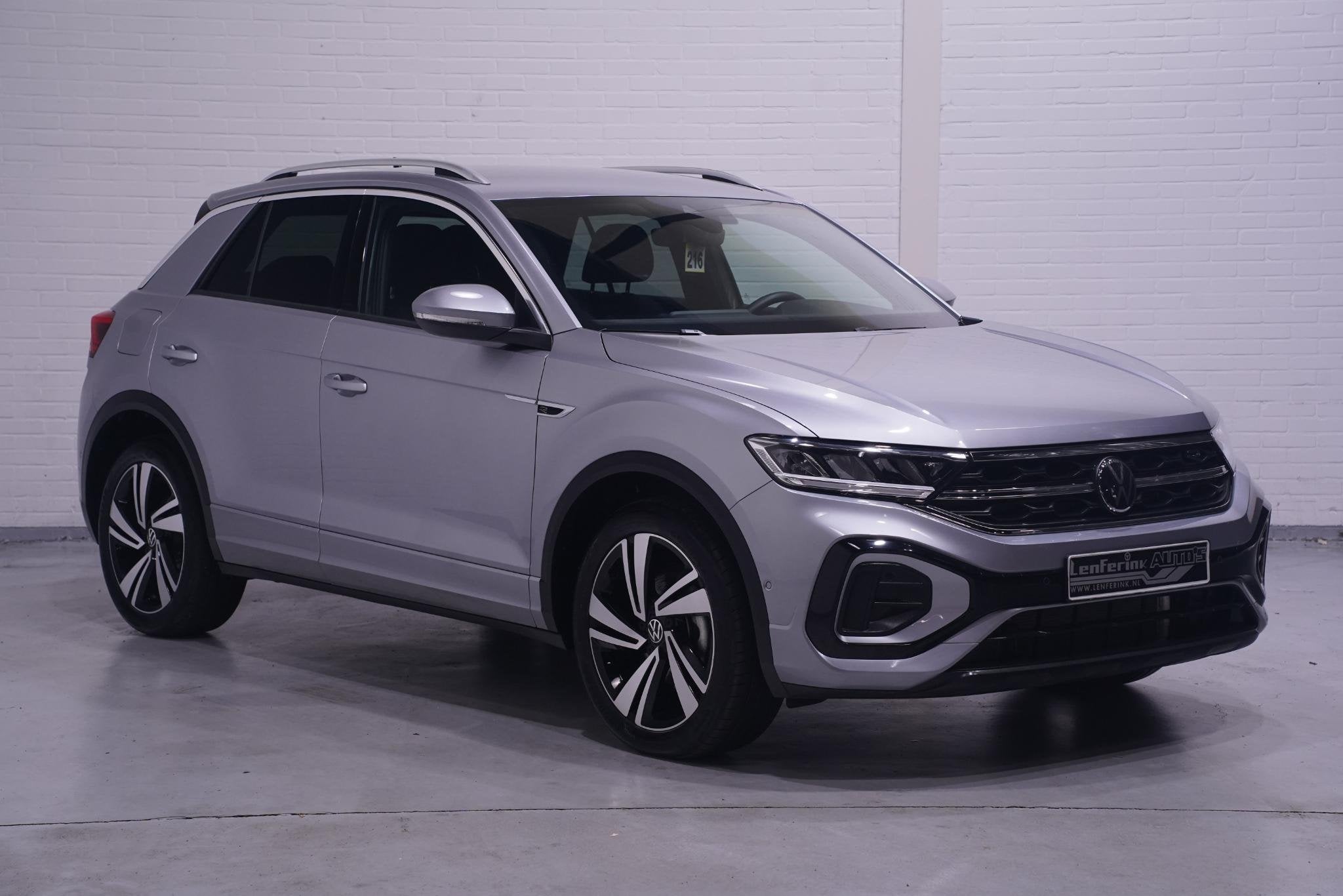 Volkswagen T-Roc 1.5 TSI 150 pk R Line Ext/Int. DSG Aut. Cam, Auto's, Stof, Gebruikt, Zwart, 4 cilinders