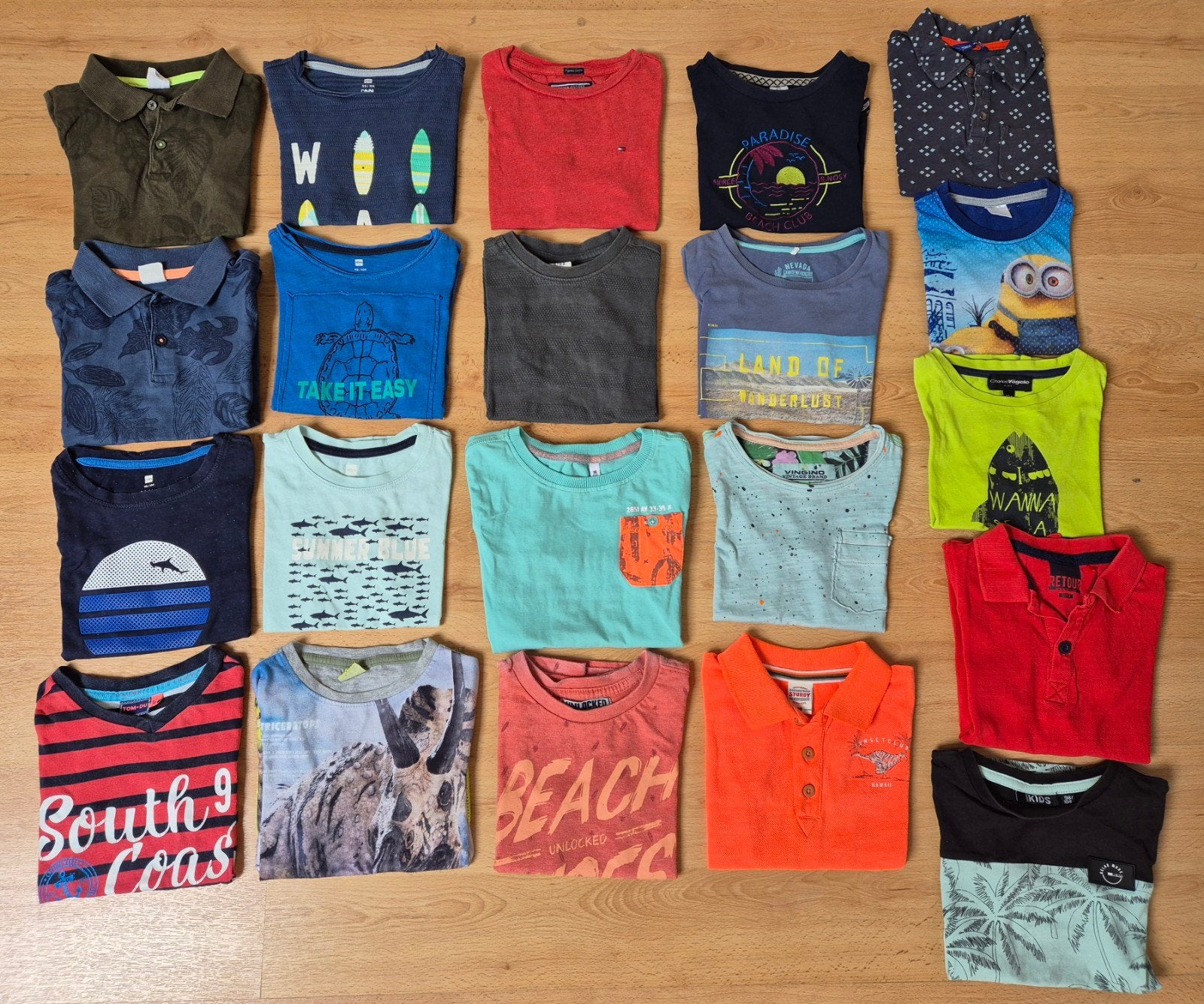 Pakket T-shirt (21 stuks!) maat 98/104 jongen, Kinderen en Baby's, Kinderkleding | Maat 98, Ophalen of Verzenden, Zo goed als nieuw