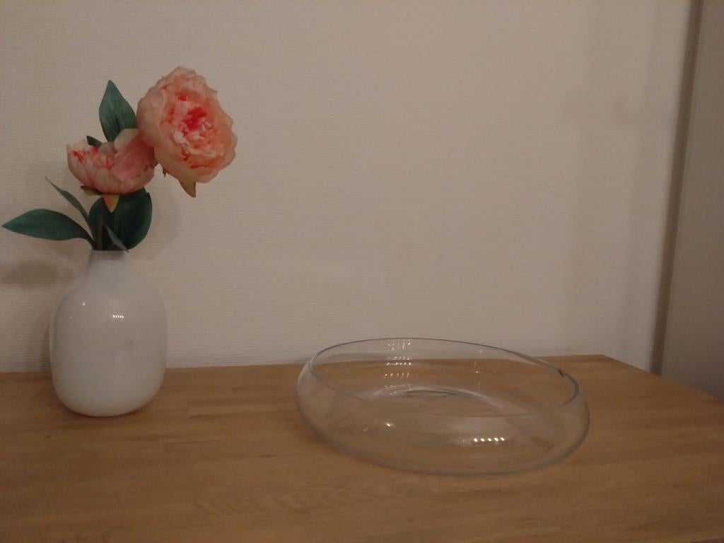 Glazen schaal design van Barbro Wesslander en Pia Amsell, Ophalen of Verzenden, Zo goed als nieuw, Rond, Glas