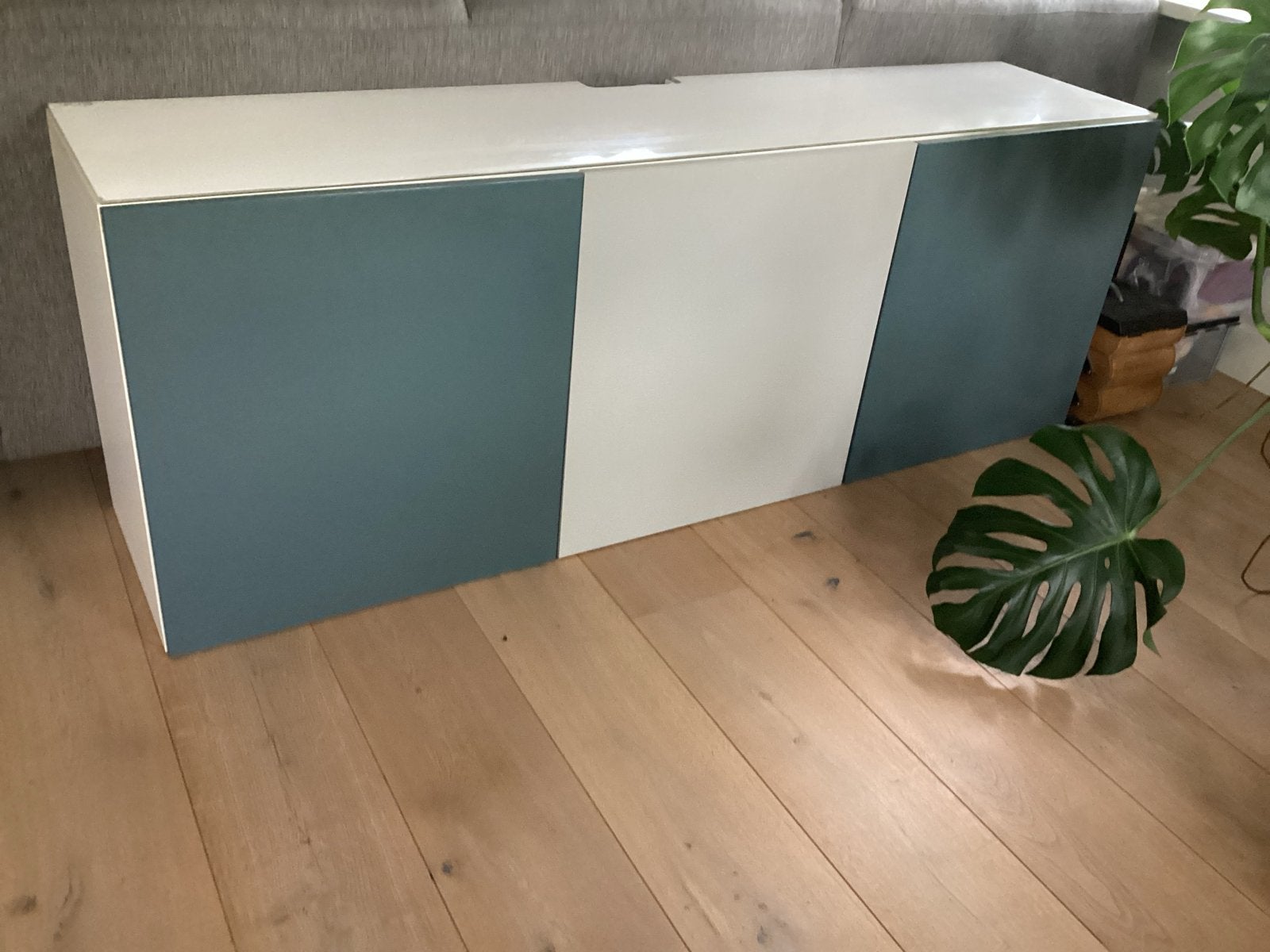 Ikea Dressoir / televisiemeubel met opbergruimte, Overige materialen, Gebruikt, 150 tot 200 cm, Ophalen of Verzenden