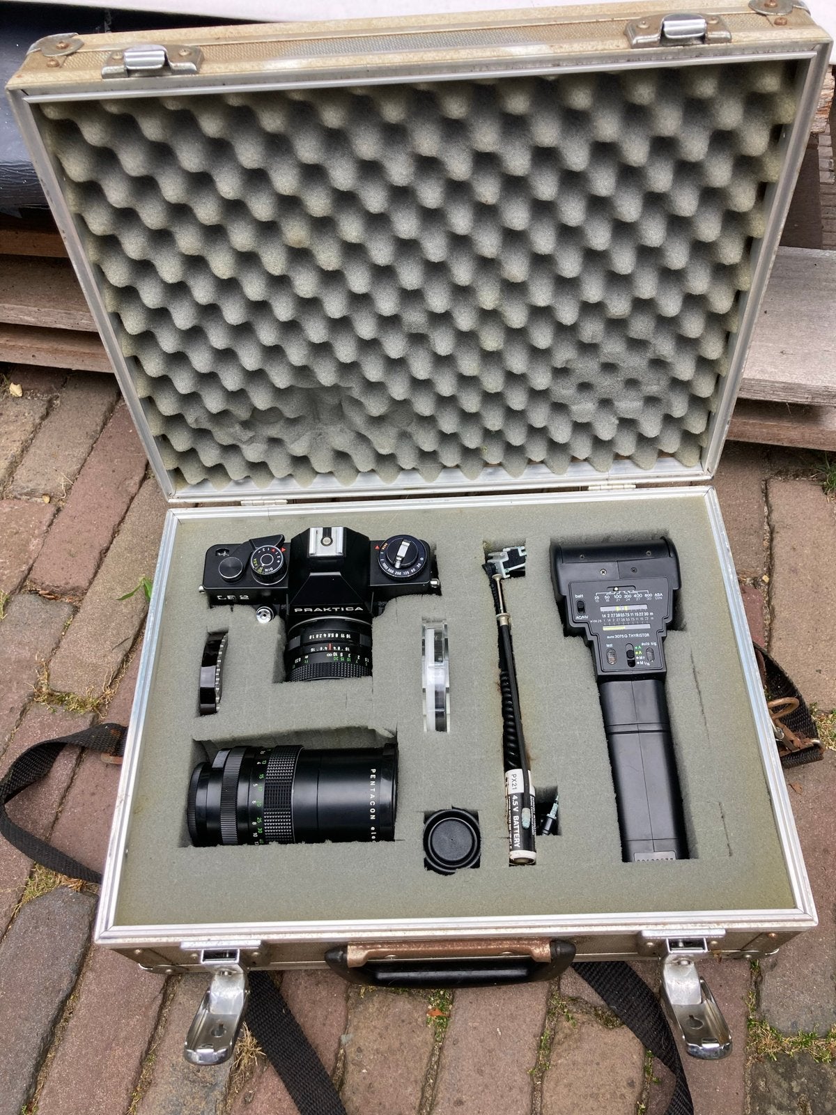 Praktica LLC spiegelreflexcamera met accessoires, Ophalen of Verzenden, Gebruikt, Spiegelreflex, Overige Merken
