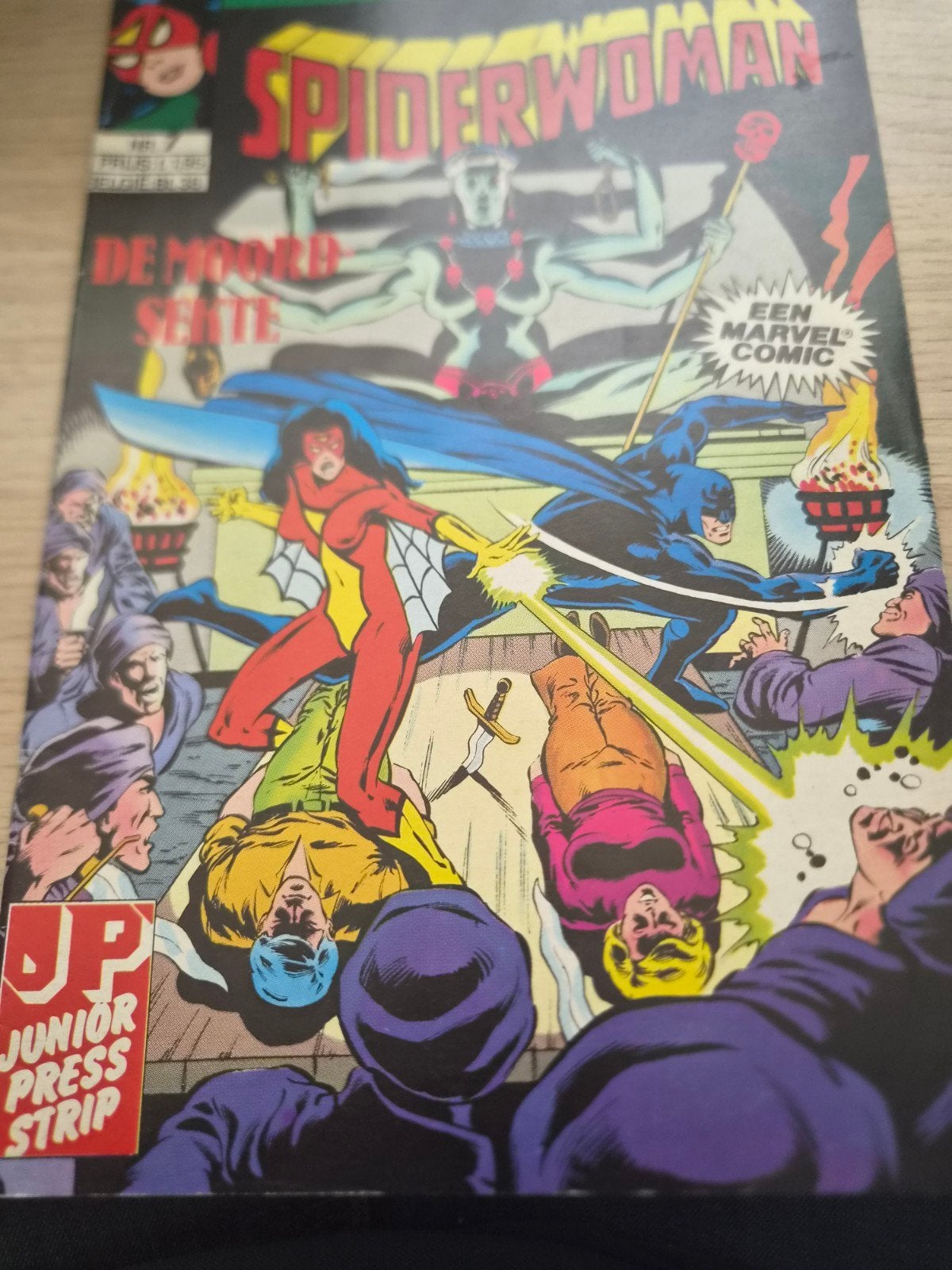 Spiderwoman: De Moord Sekte - Junior Press Strip, Amerika, Ophalen of Verzenden, Onbekend, Gelezen