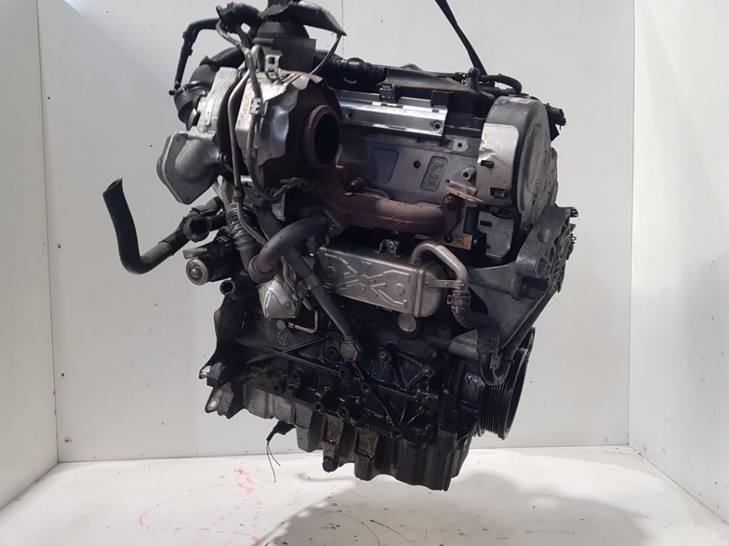 Motor Volkswagen Caddy III (2KA,2KH,2CA,2CH) 2013 03L100091B, Auto-onderdelen, Gebruikt, Volkswagen, Volkswagen AG, Kundenbetreuung@volkswagen.de