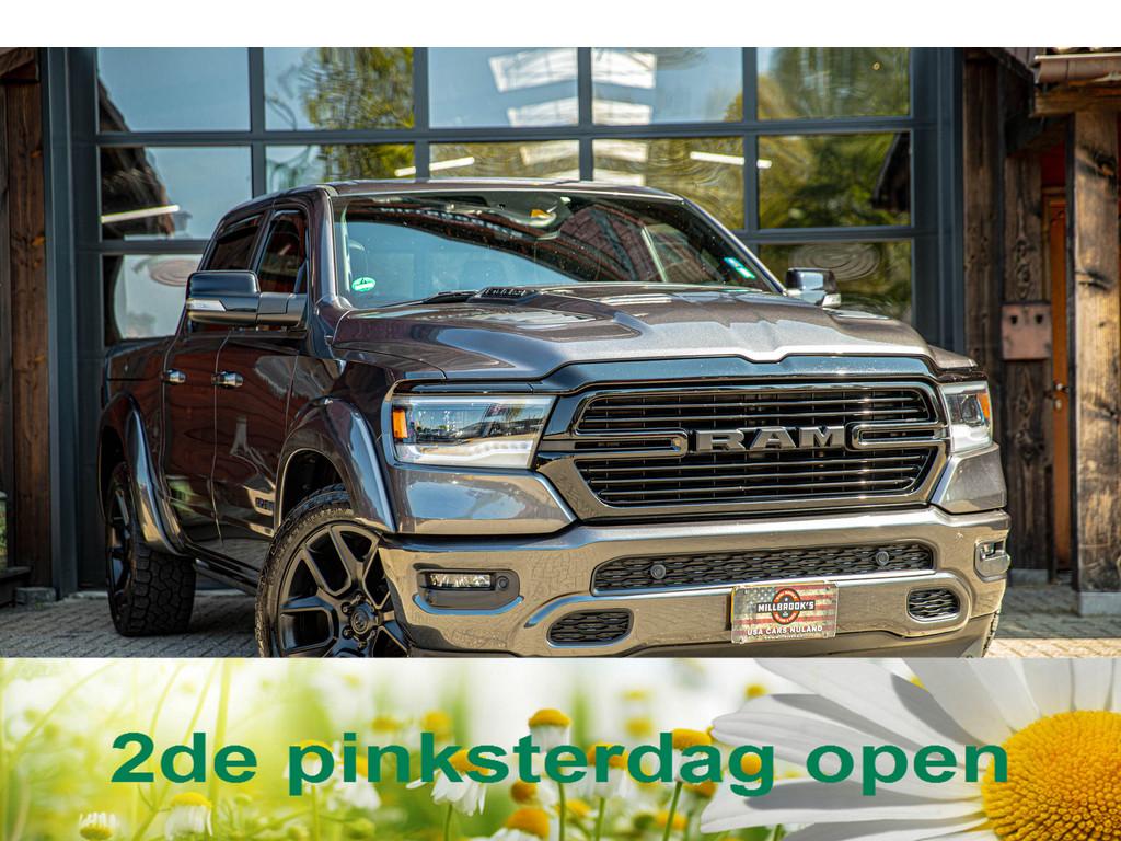 Dodge Ram 1500 5.7 V8 4x4 Crew Cab Laramie (bj 2022), Auto's, Automaat, Gebruikt, 5654 cc, Bedrijf