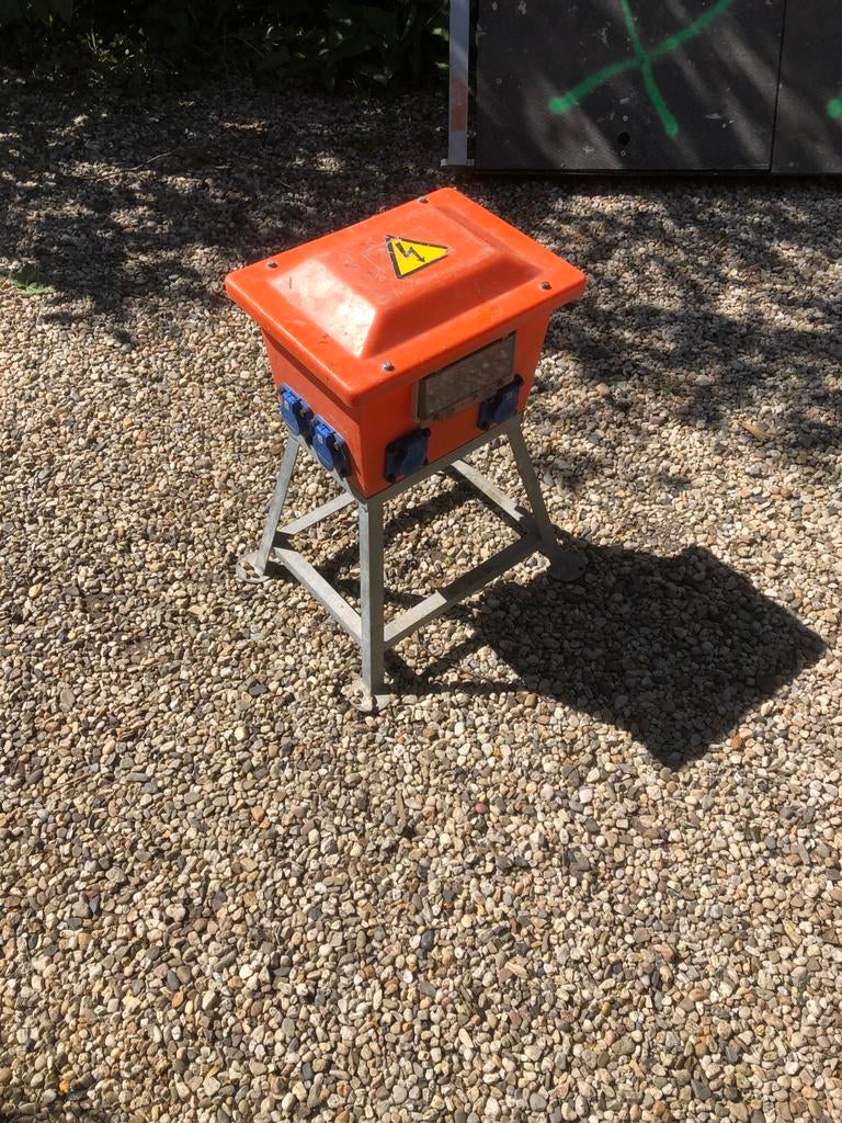 Zwerfkast 32 amp - Krachtstroom verdeelkast, Doe-het-zelf en Verbouw, Ophalen, Gebruikt, Overige typen