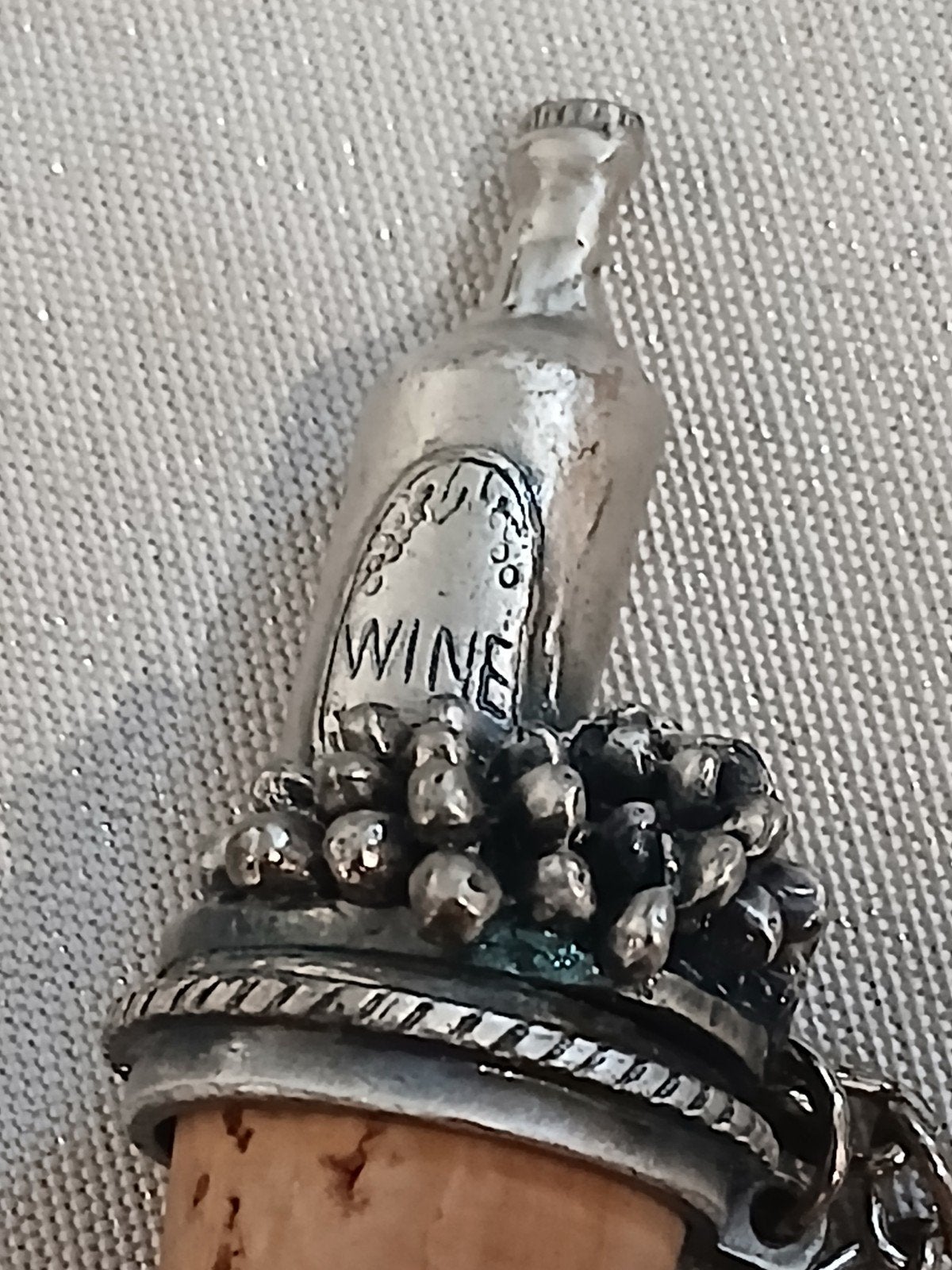 Set van 2 vintage massive tinnen flessenstoppers, Ophalen of Verzenden