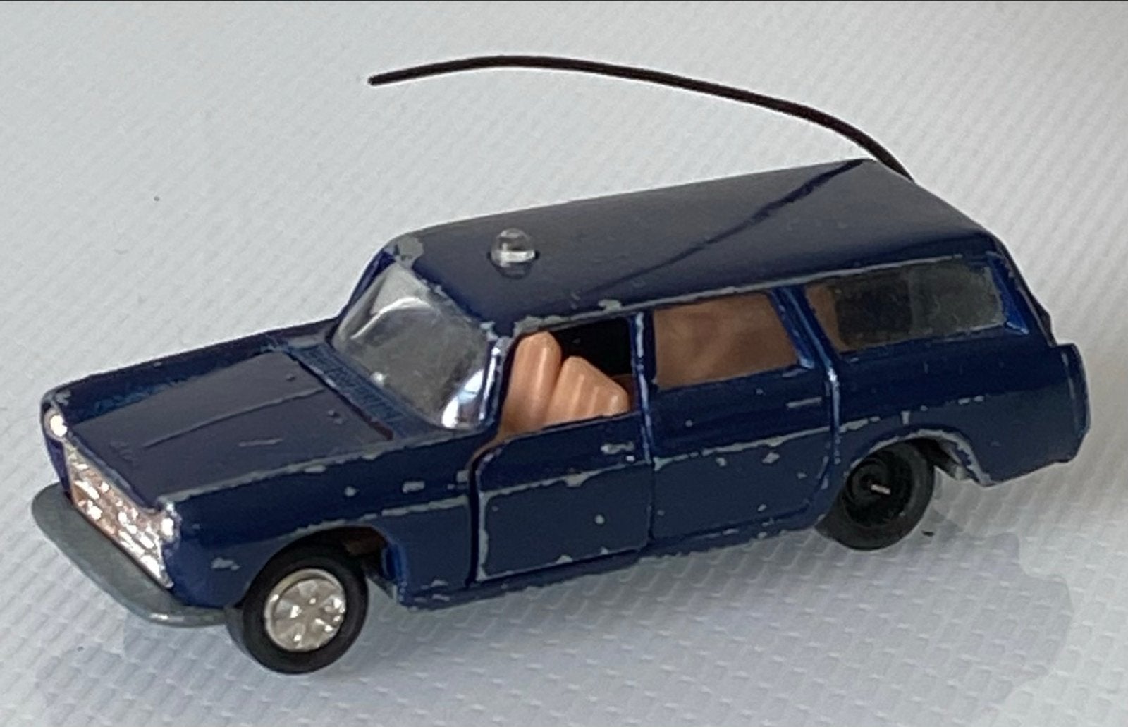 Majorette Peugeot 404 1:50, Ophalen of Verzenden, Gebruikt, Auto, Majorette