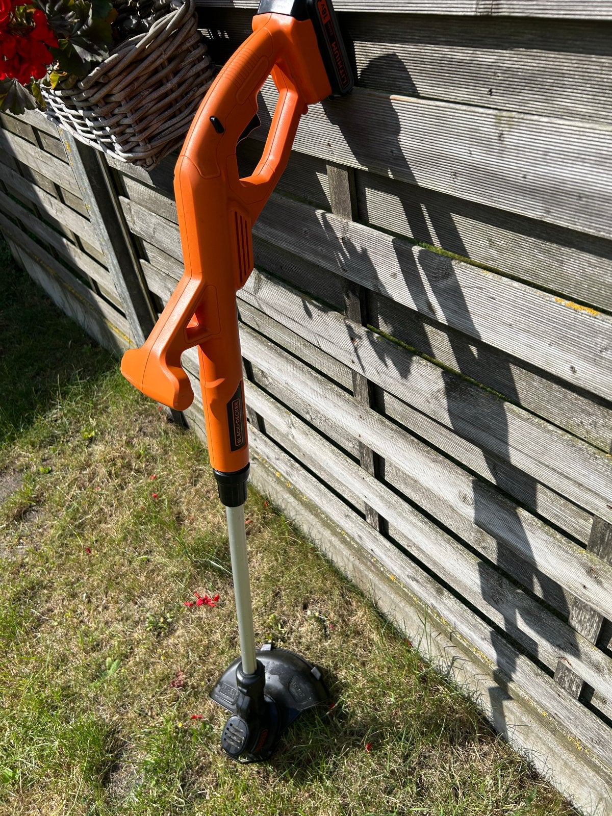Black+Decker Grastrimmer - Zo goed als nieuw, Tuin en Terras, Grasmaaiers, Ophalen of Verzenden, Zo goed als nieuw, Minder dan 30 cm
